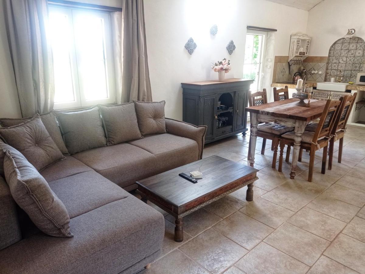 Bungalov Trapani Ruzova Экстерьер фото